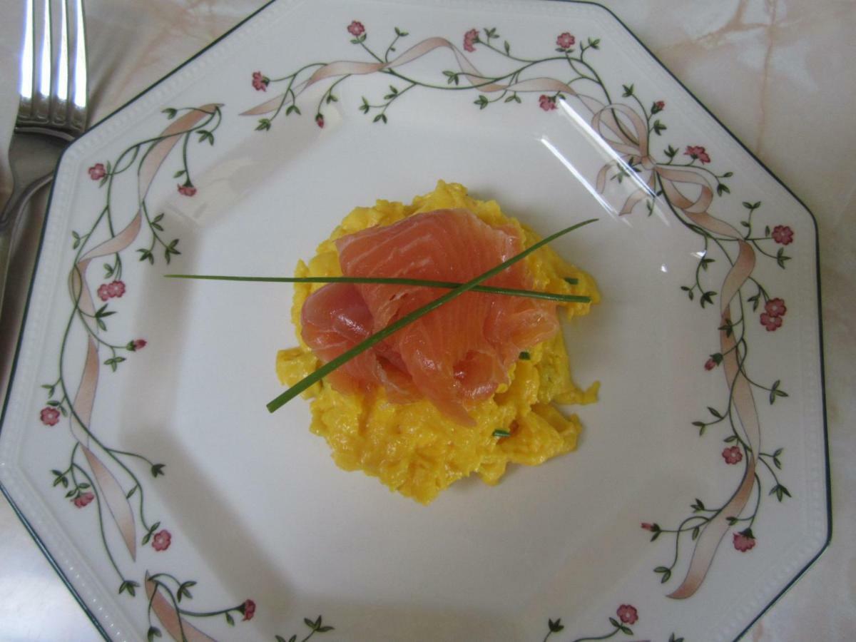 Conways B&B Claremorris Eksteriør billede